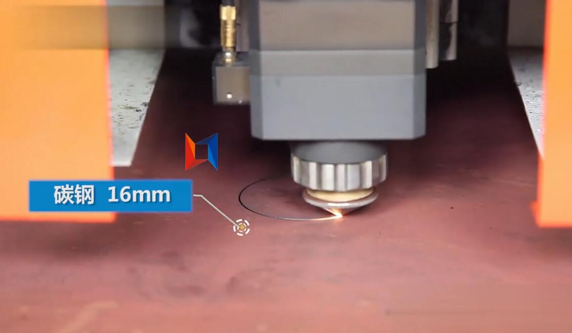 領(lǐng)秀激光LXF1530光纖激光切割機切割碳鋼16mm